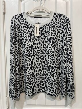 CBR Black & White Leopard Print Long Sleeve Pullover